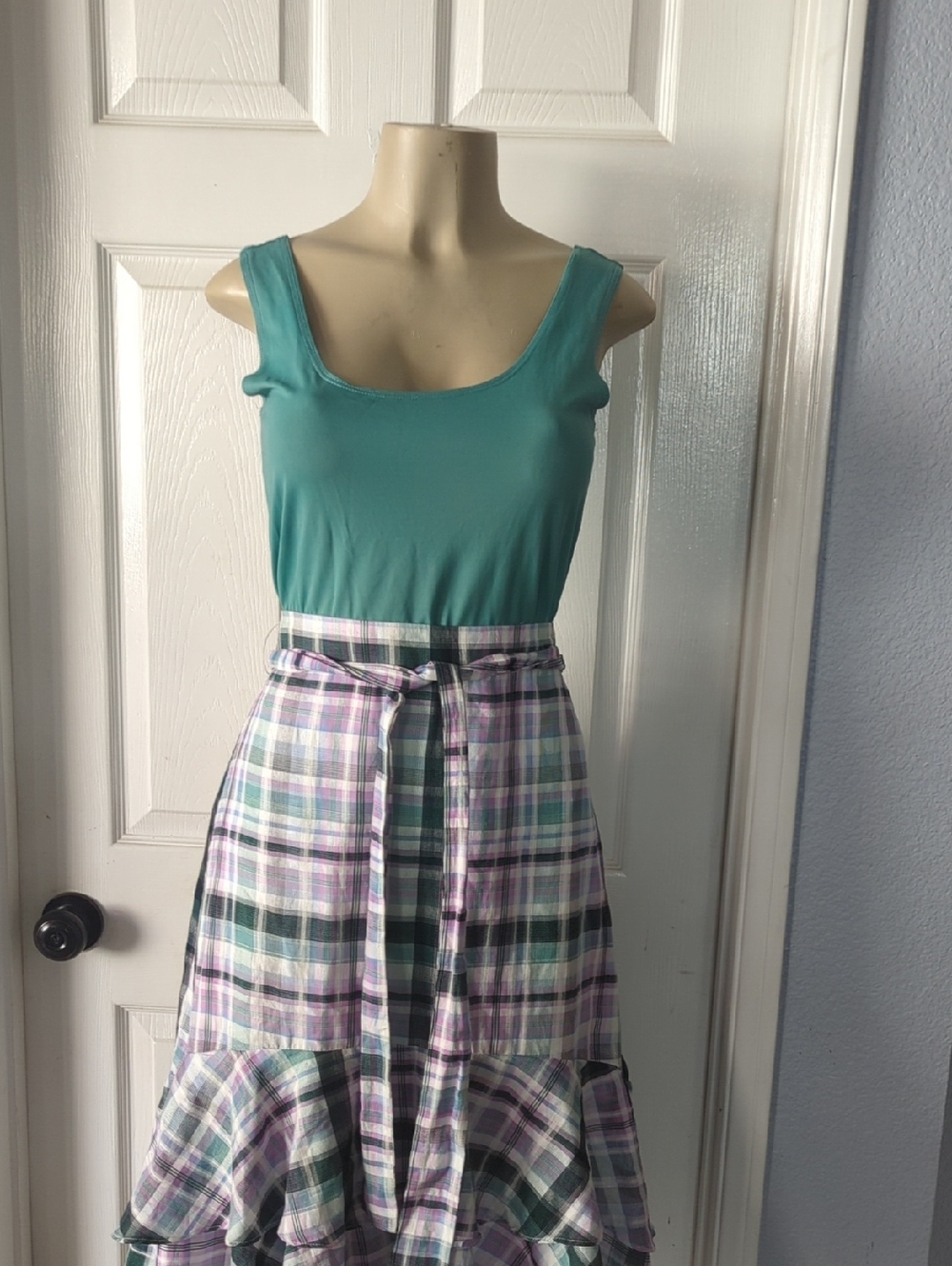 Women's Teal Scoop Neck Tank Top